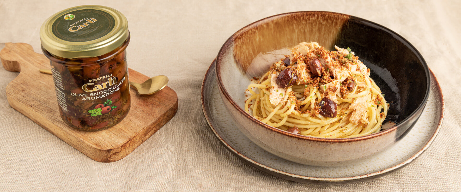 Nudeln mit Thunfisch und Oliven: das Rezept | Fratelli Carli