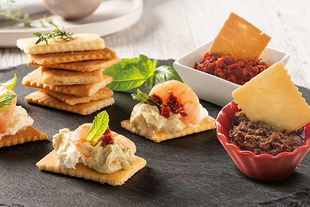 Aperitif, Snacks und Käse