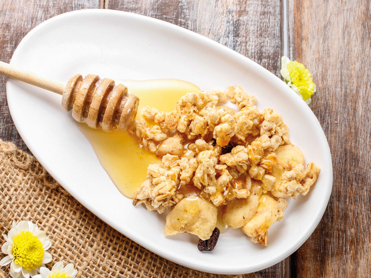 Akazienhonig mit Müsli