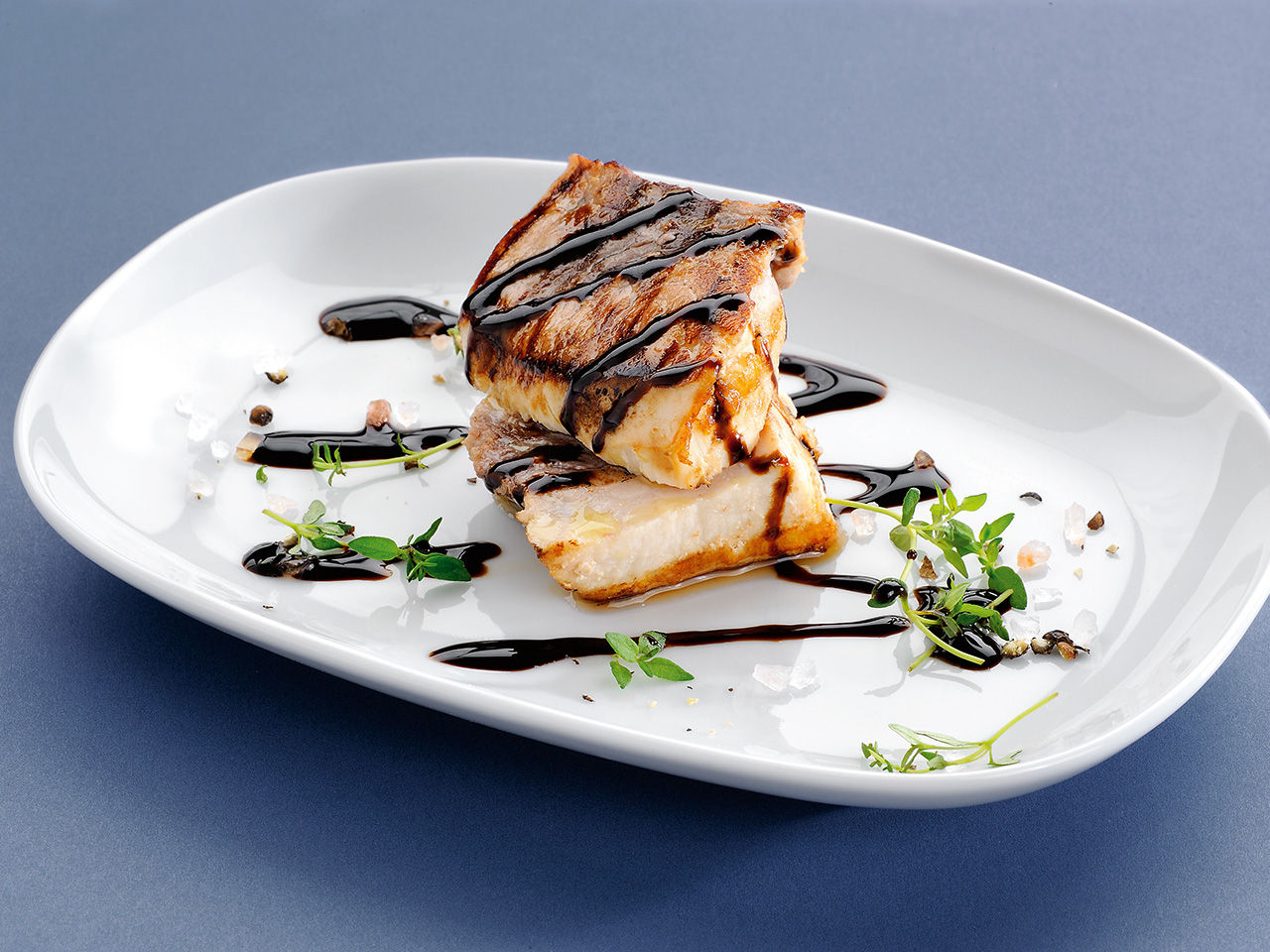 Thunfish mit Balsamicocreme